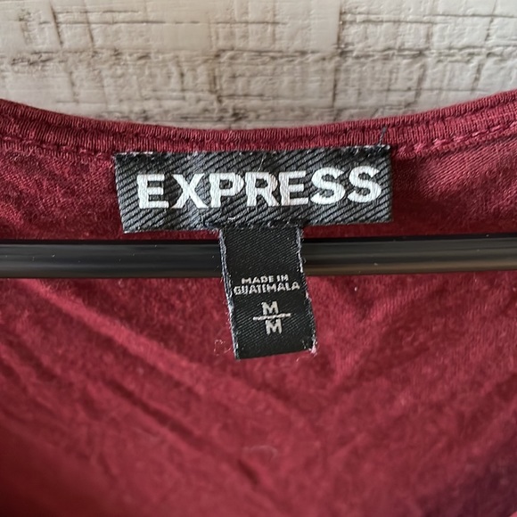Burgundy express Top - Picture 2 of 5
